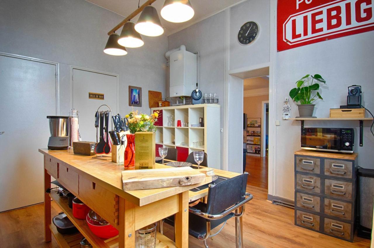 Sweet Nina Jazz Appartement Pour 5 Voyageurs, Situe A La Place De La Republique, Avec Parking Et Lit Queen Size Le Mans Esterno foto